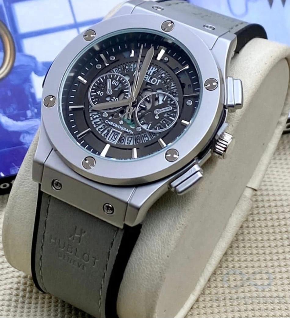 Stylish Hublot-inspired leather strap men's watch with detailed chronograph design and date display – Xeemora