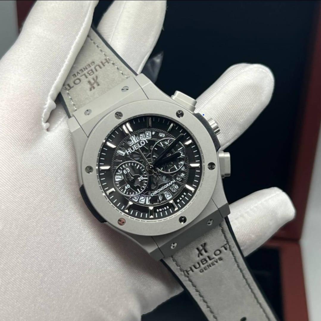 Men's Luxury Chronograph Watch – Stainless Steel & Leather Strap